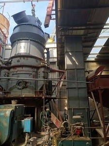 Attrezzatura verticale stridente HVM1300 del mulino del calcare del forno